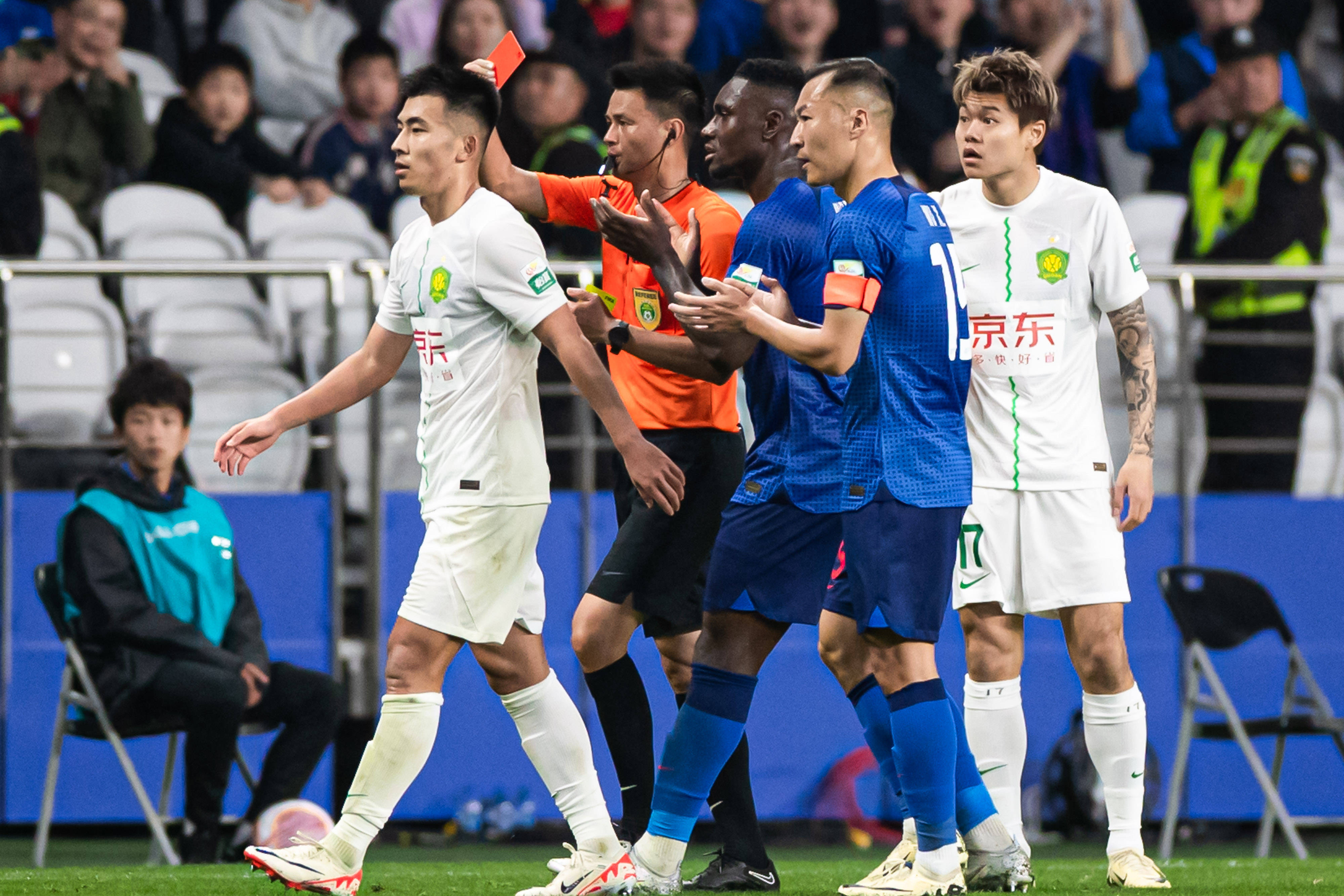 aiyouxi game-今晨北京国安调整名单以备葡超；主帅复盘环节打磨；质疑声仍在；训练强度明显提升的简单介绍-aiyouxi game